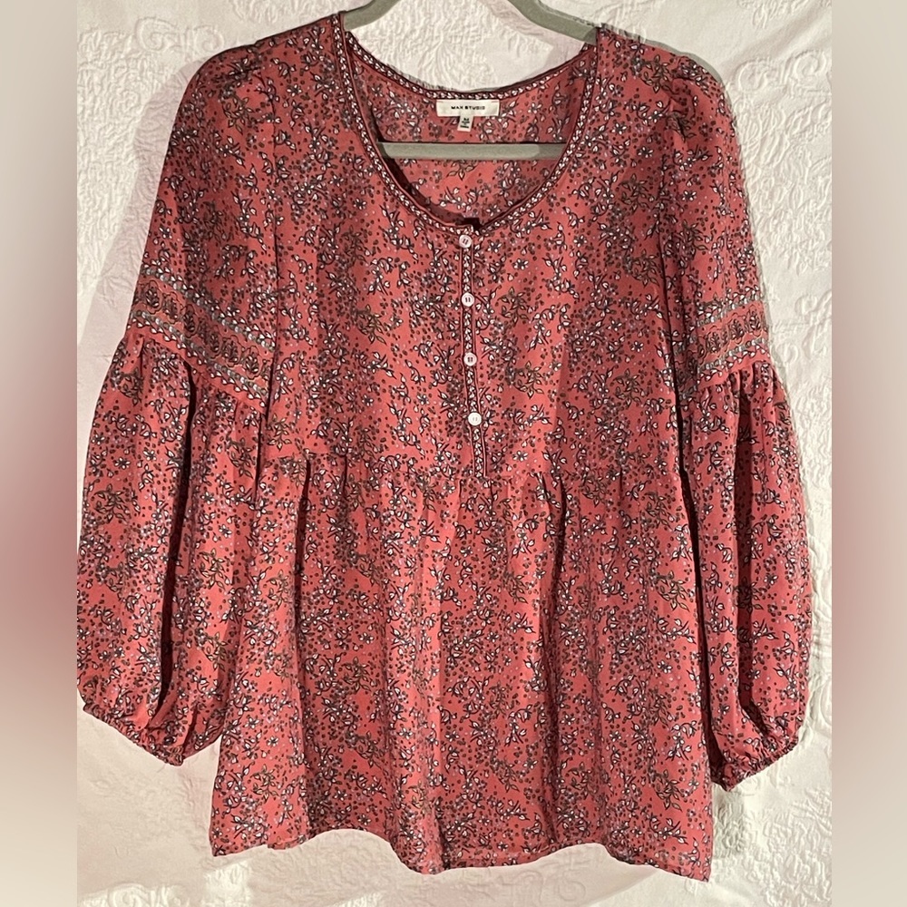 Max Studio Pink Floral Top Size Medium